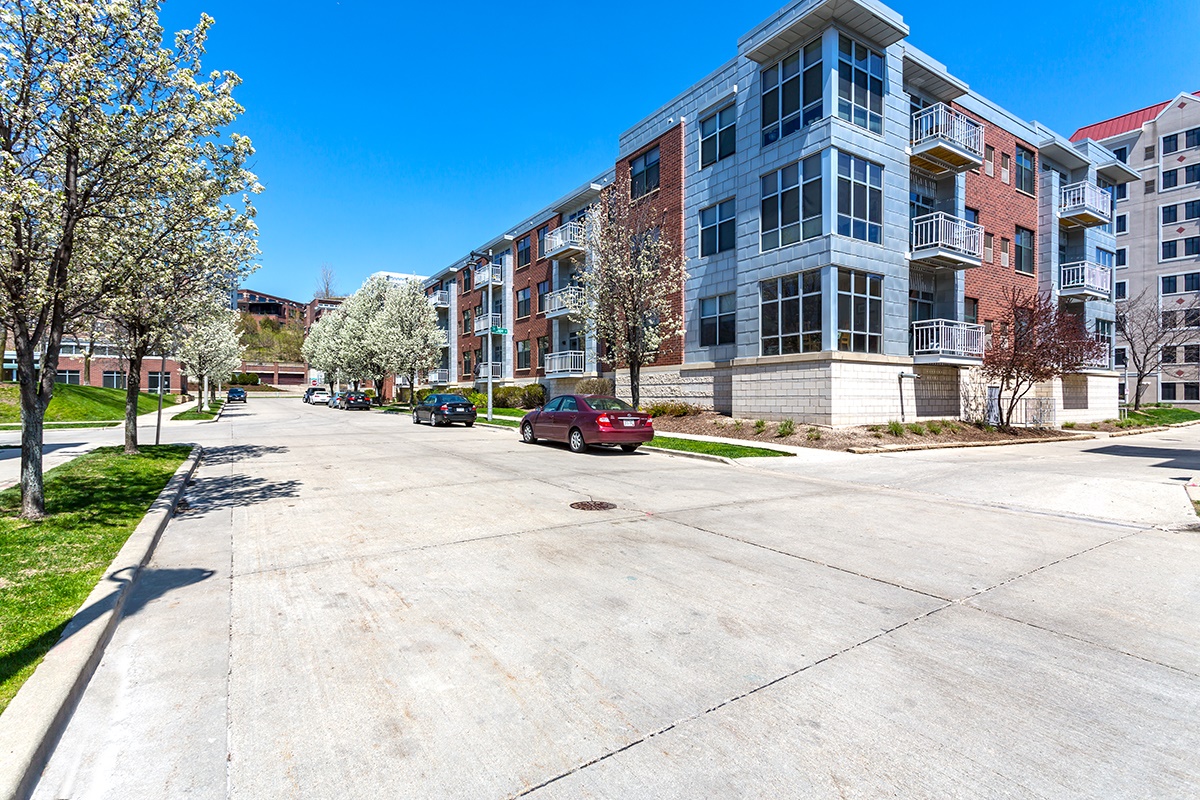 Trostel Square Image 2