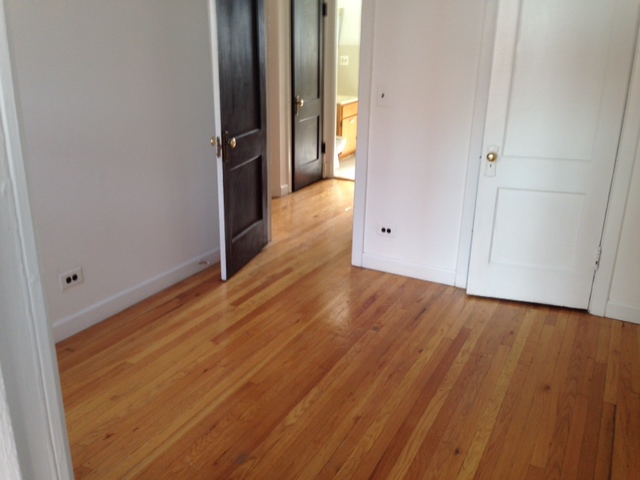 5416 S Woodlawn Avenue Image 11