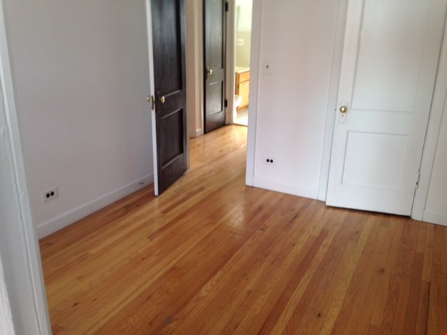 5416 S Woodlawn Avenue Image 11