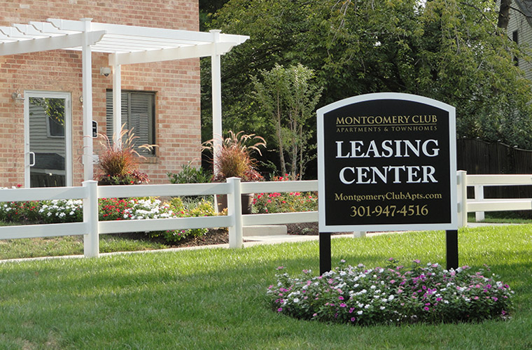 Montgomery Club Townhouses Image 2