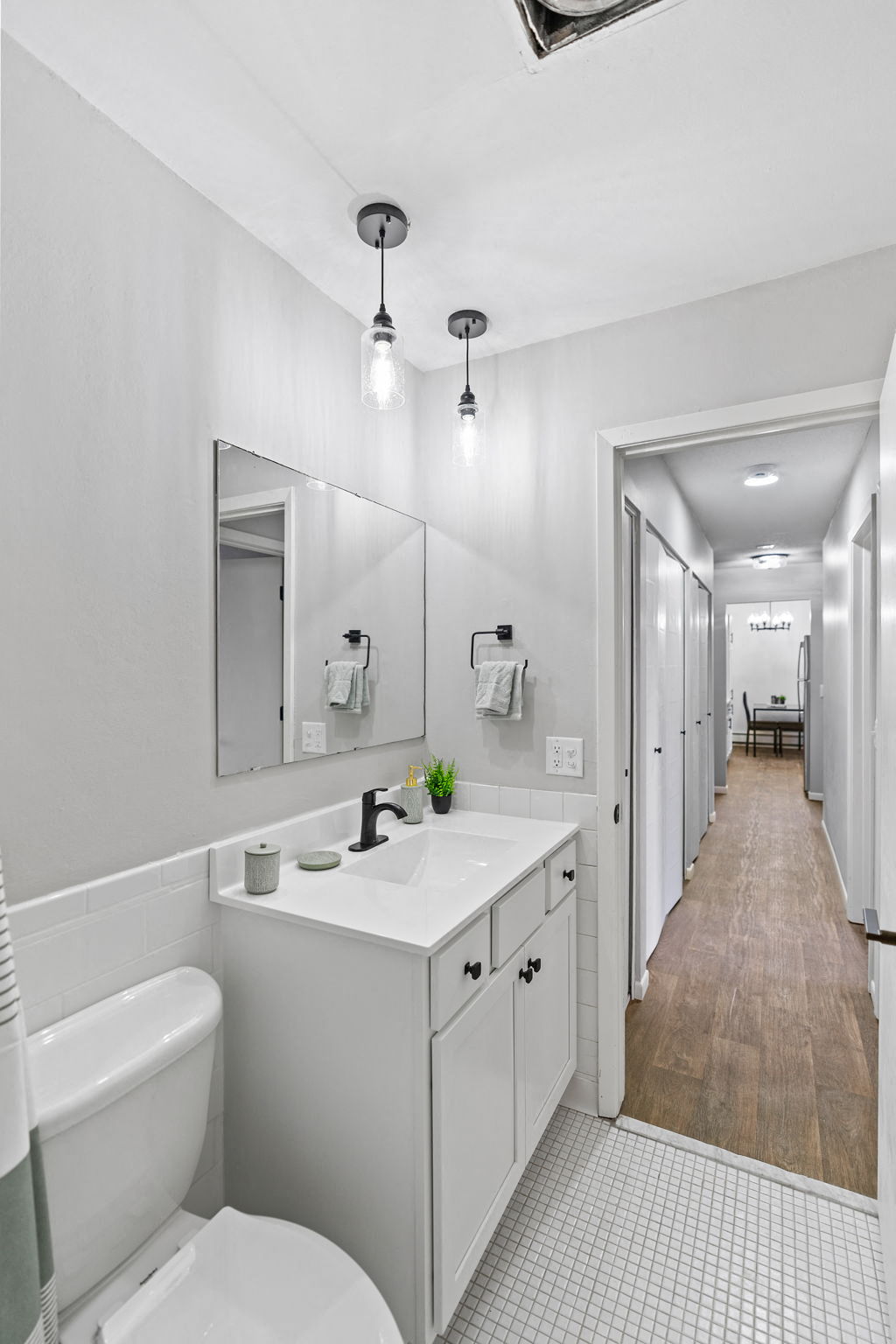 Lancaster Village Apartments Image 22