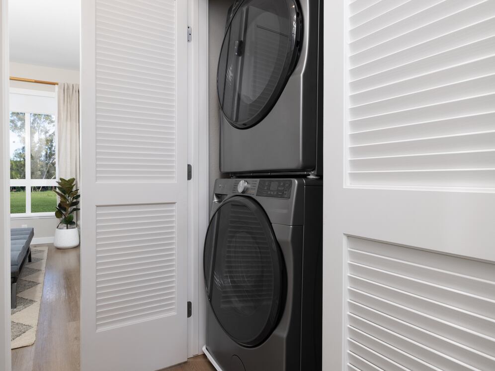 Signature Collection I 3-Bedroom Townhome with stacked in-home washer and dryer