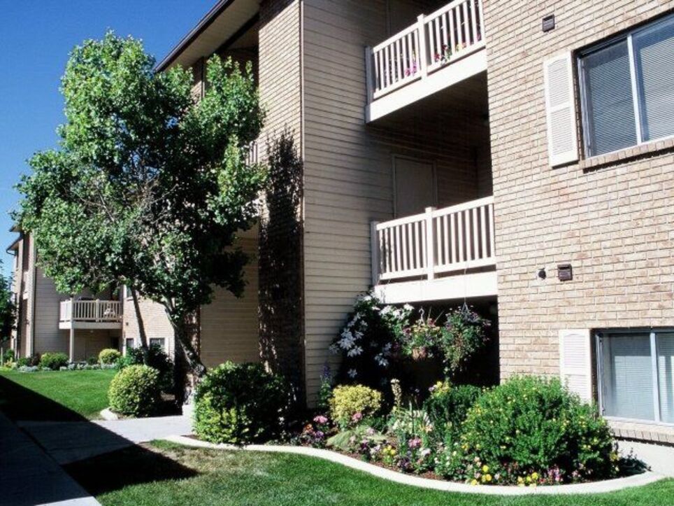 Mallard Crossing Image 1