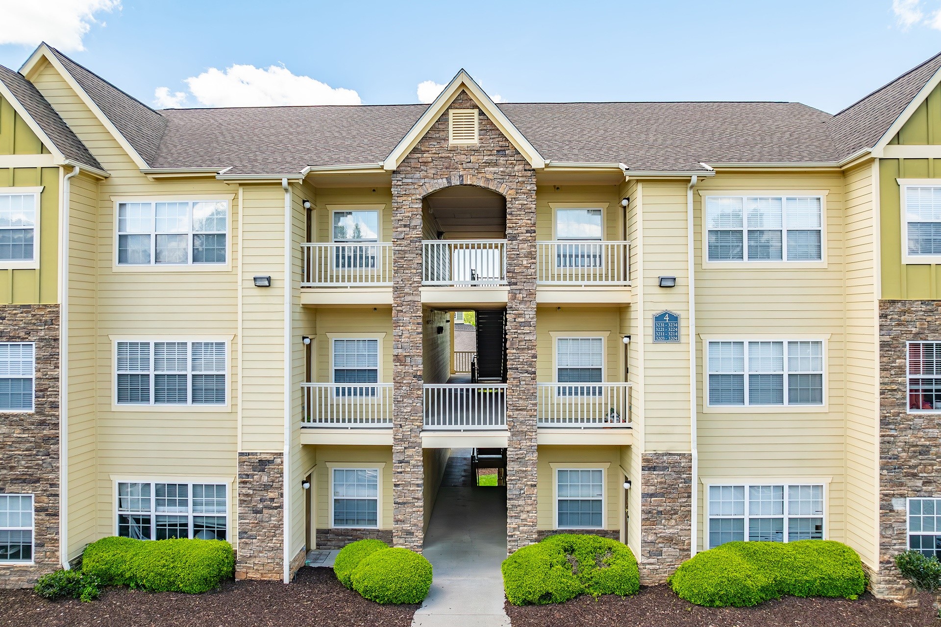 The Retreat at Spring Creek Apartments Image 25