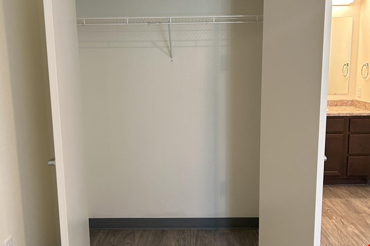 Ceja Vista Senior Apartments Image 16