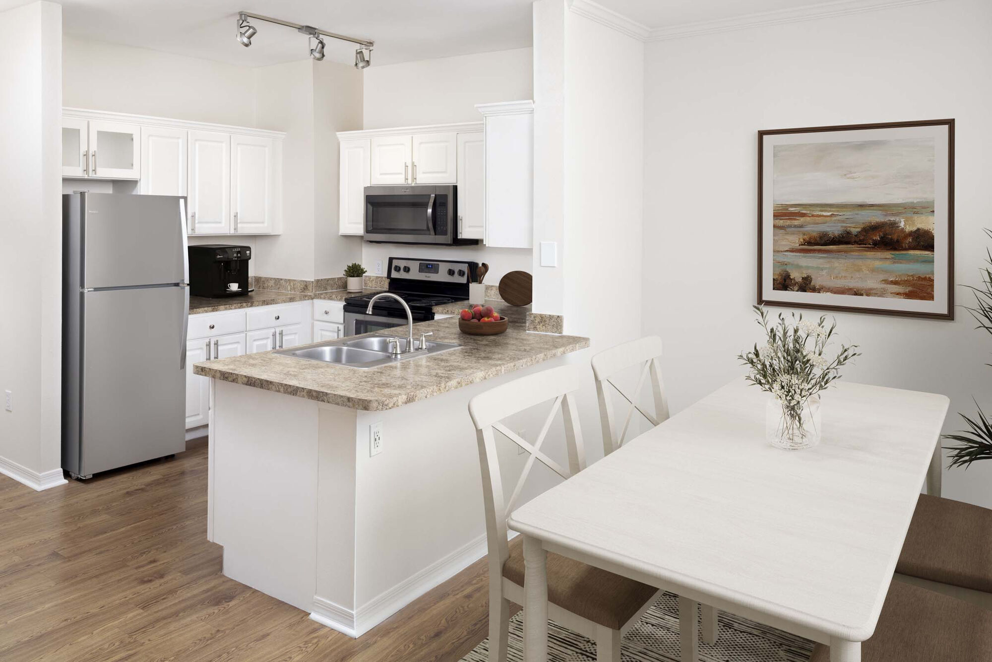 Camden Lago Vista Image 9