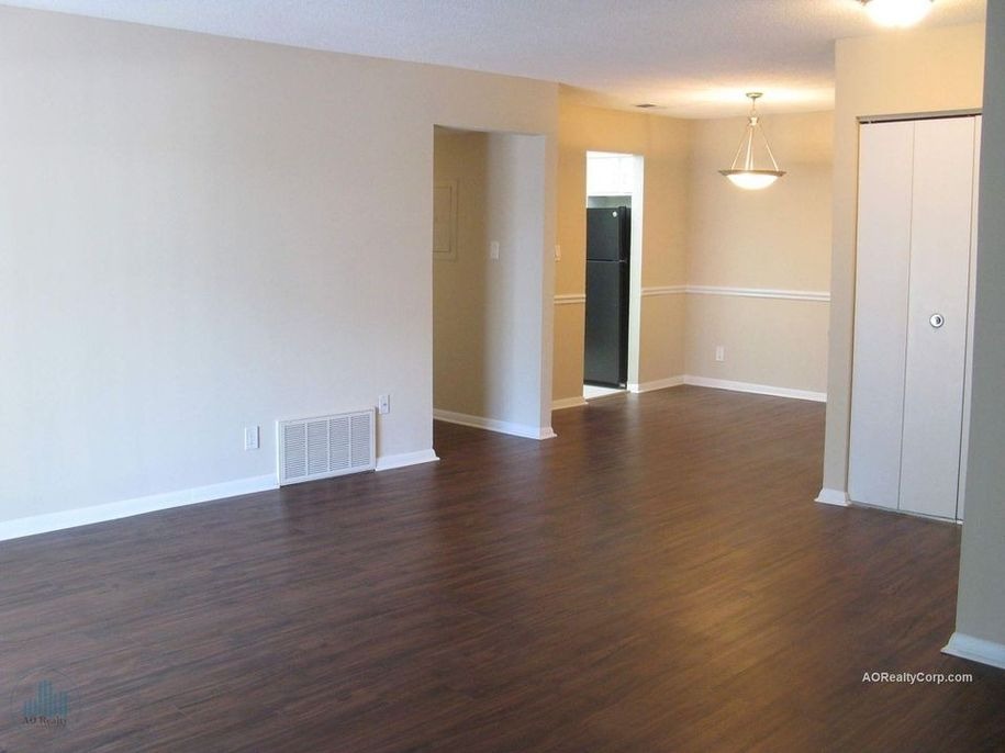 West Hills Village Image 11