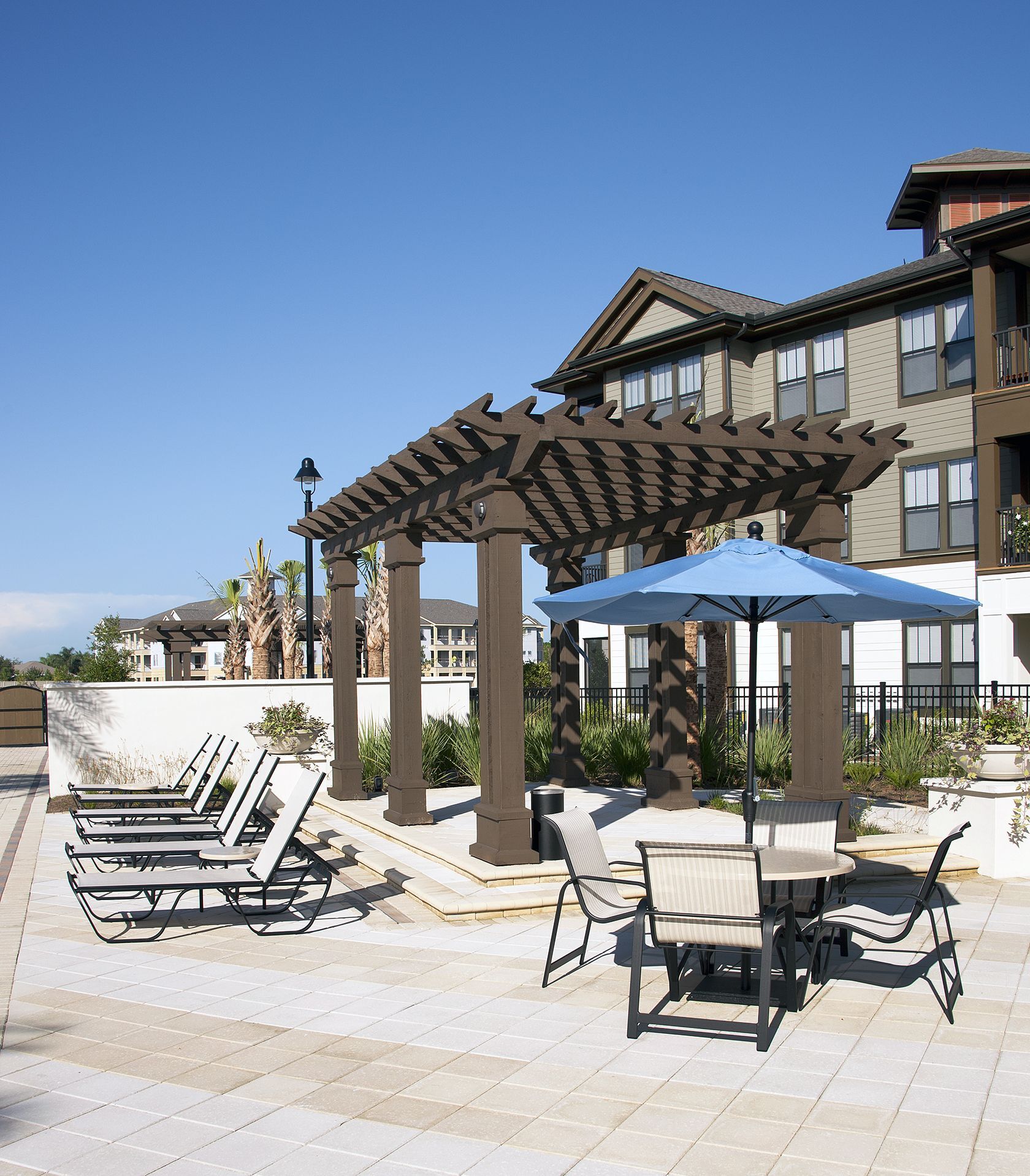 White Palm Apartments Image 16