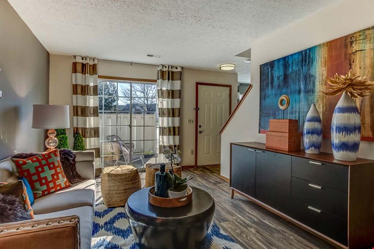 Heathermoor and Bedford Commons Apartments Image 13