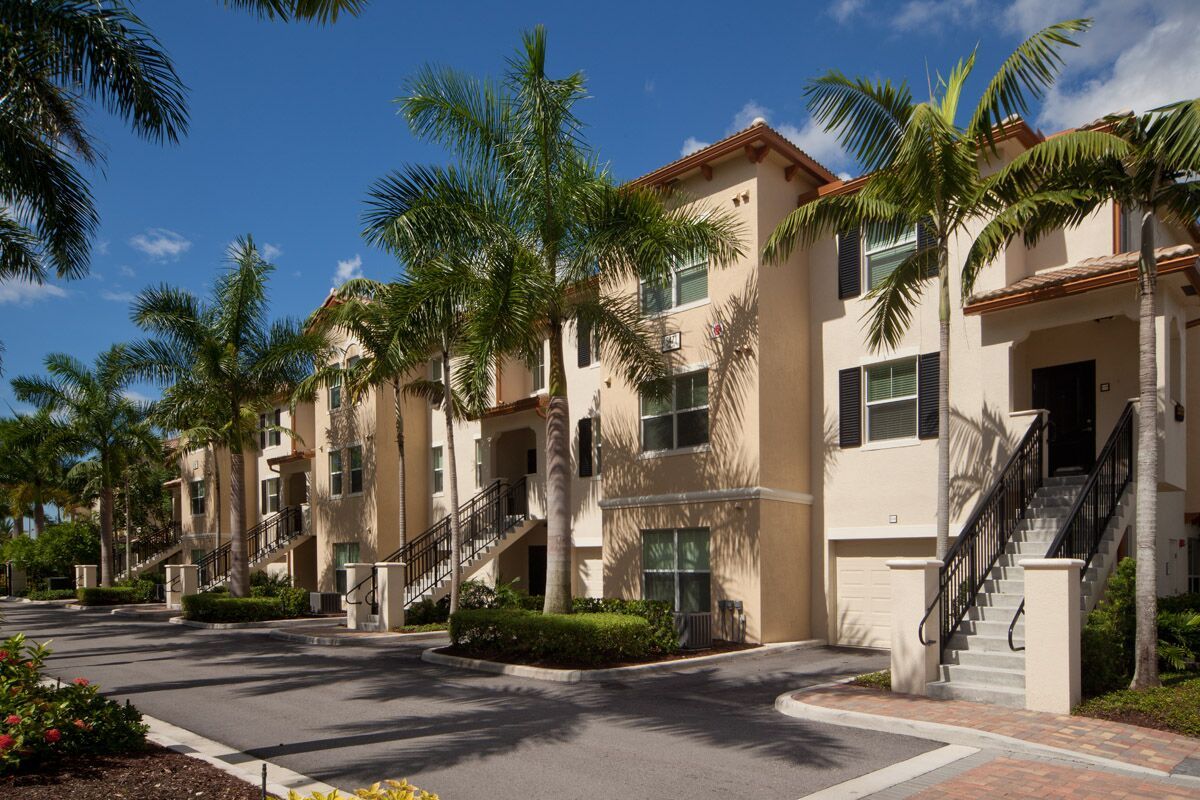 Solaire At Coconut Creek Image 11