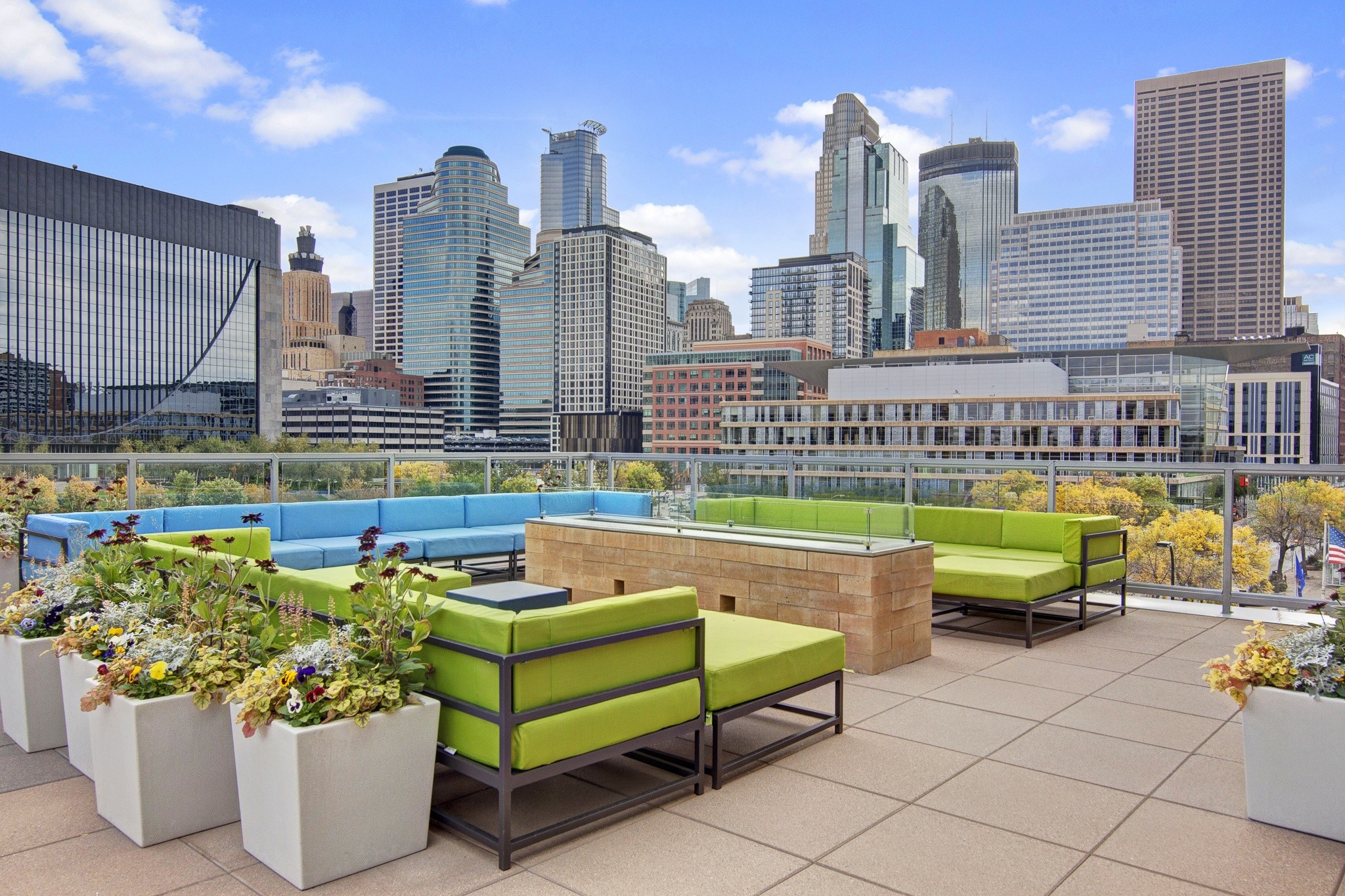 222 Hennepin Image 18