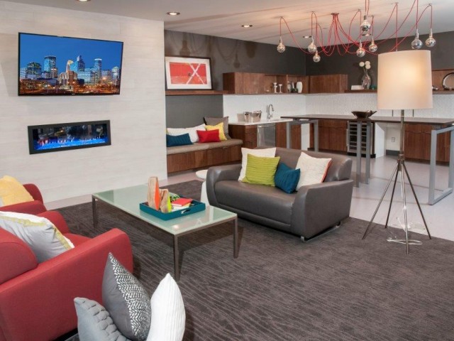 Second Floor Club Room with Plaza