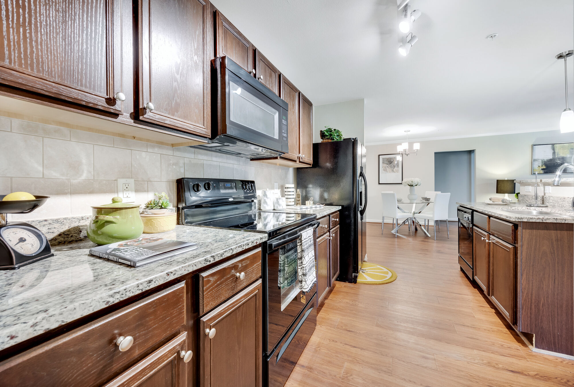 Enclave At Highland Ridge Apartments Image 4