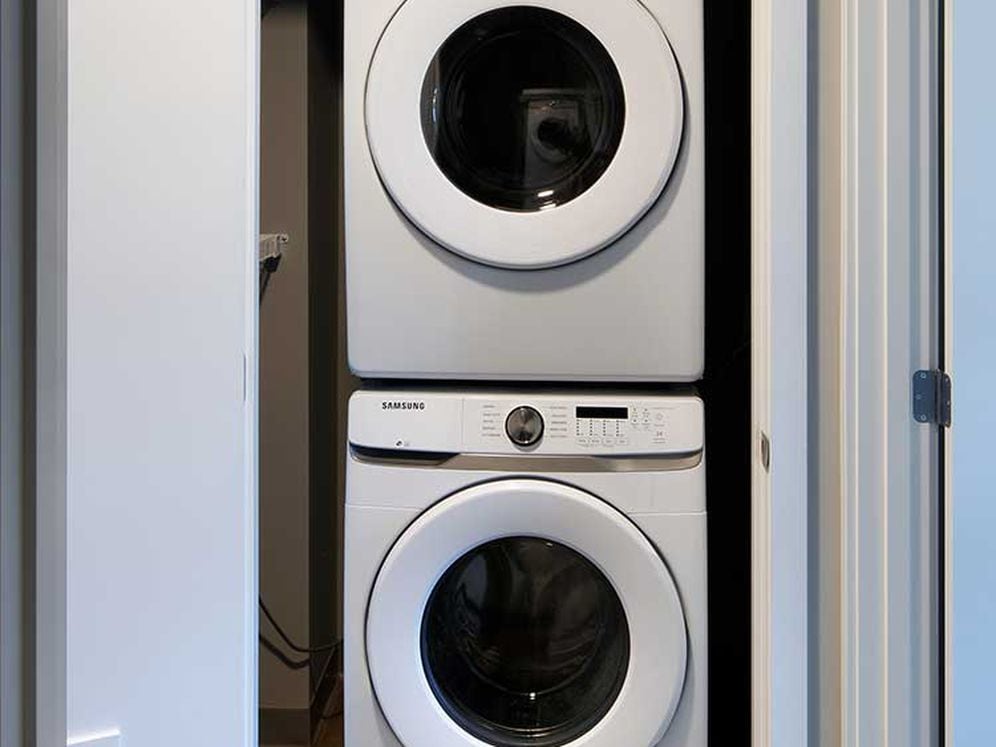 In-home washer/dryer (varies by floor plan type)
