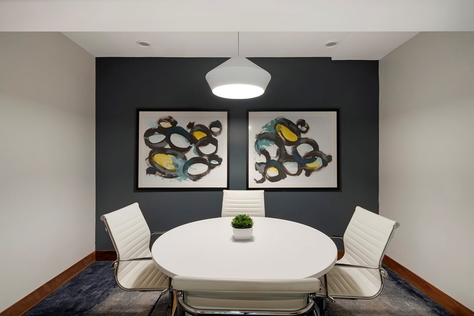 Eitel Building Apartments Image 5