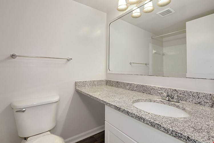 The Centre at Silver Springs Apartments Image 3