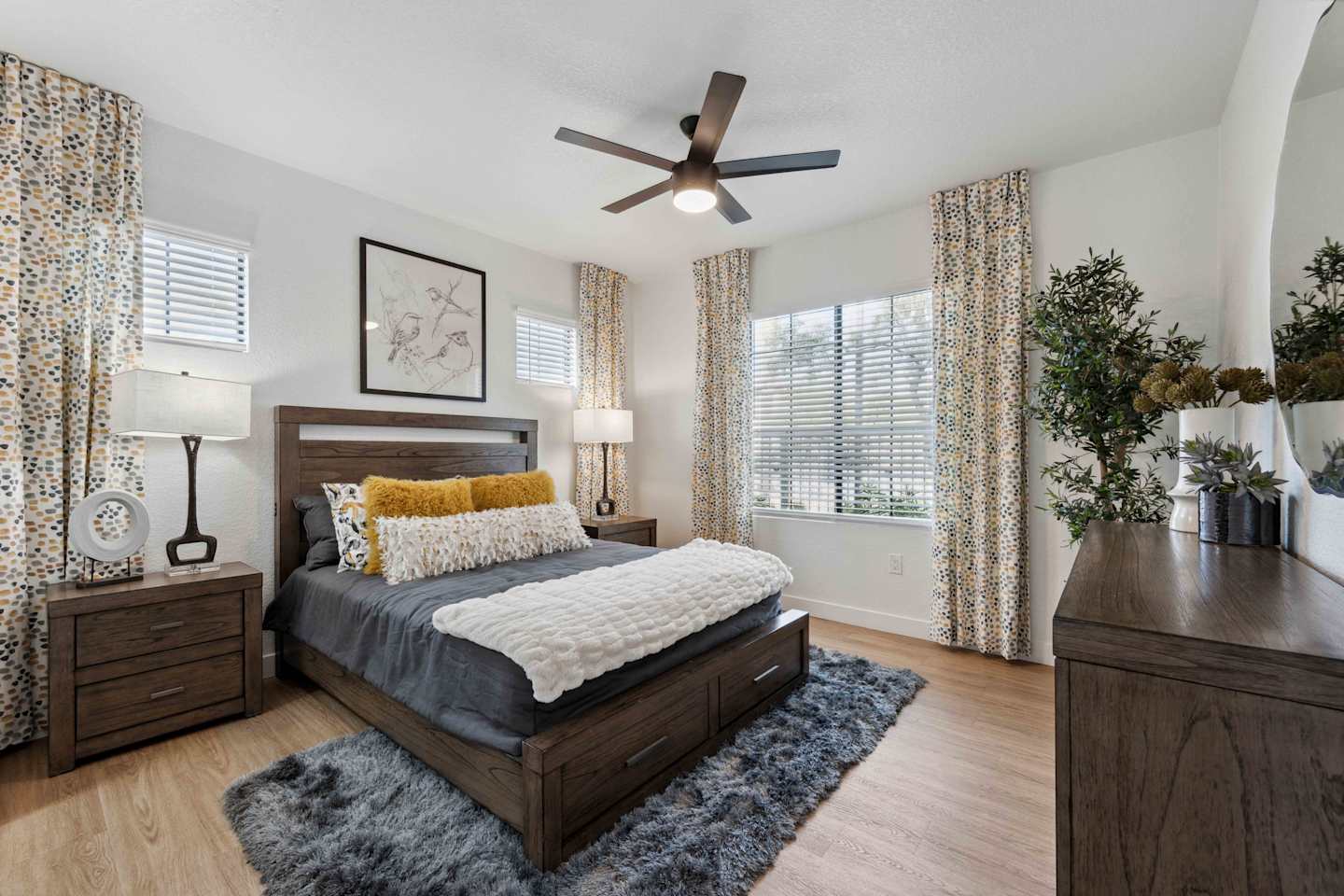 The Laurel Apartments Image 15