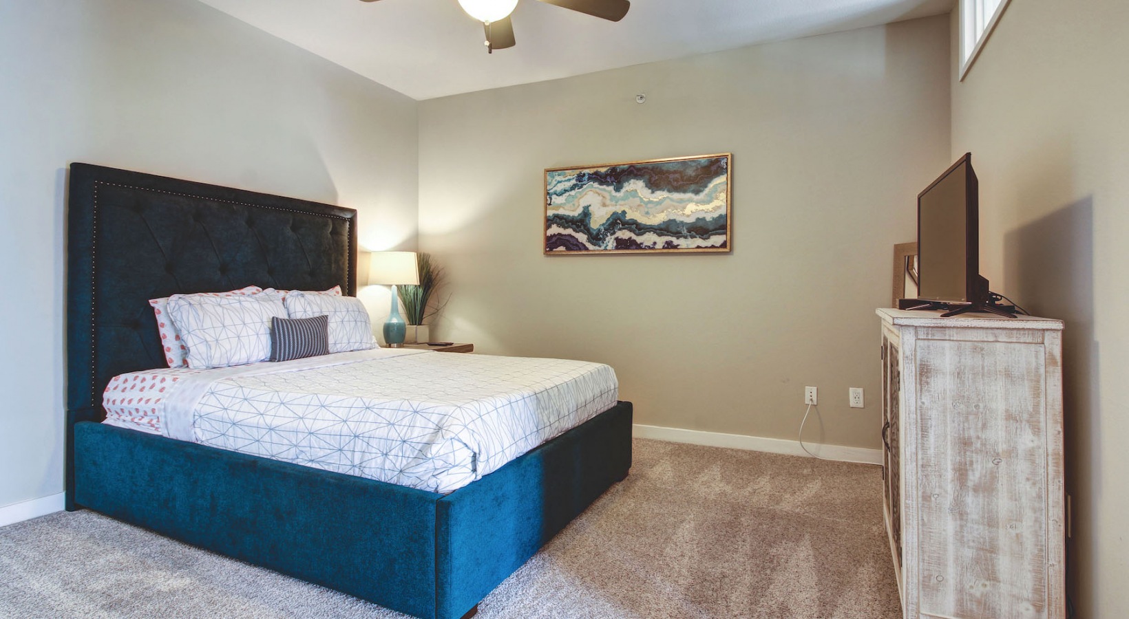 Cole Apartments Image 13