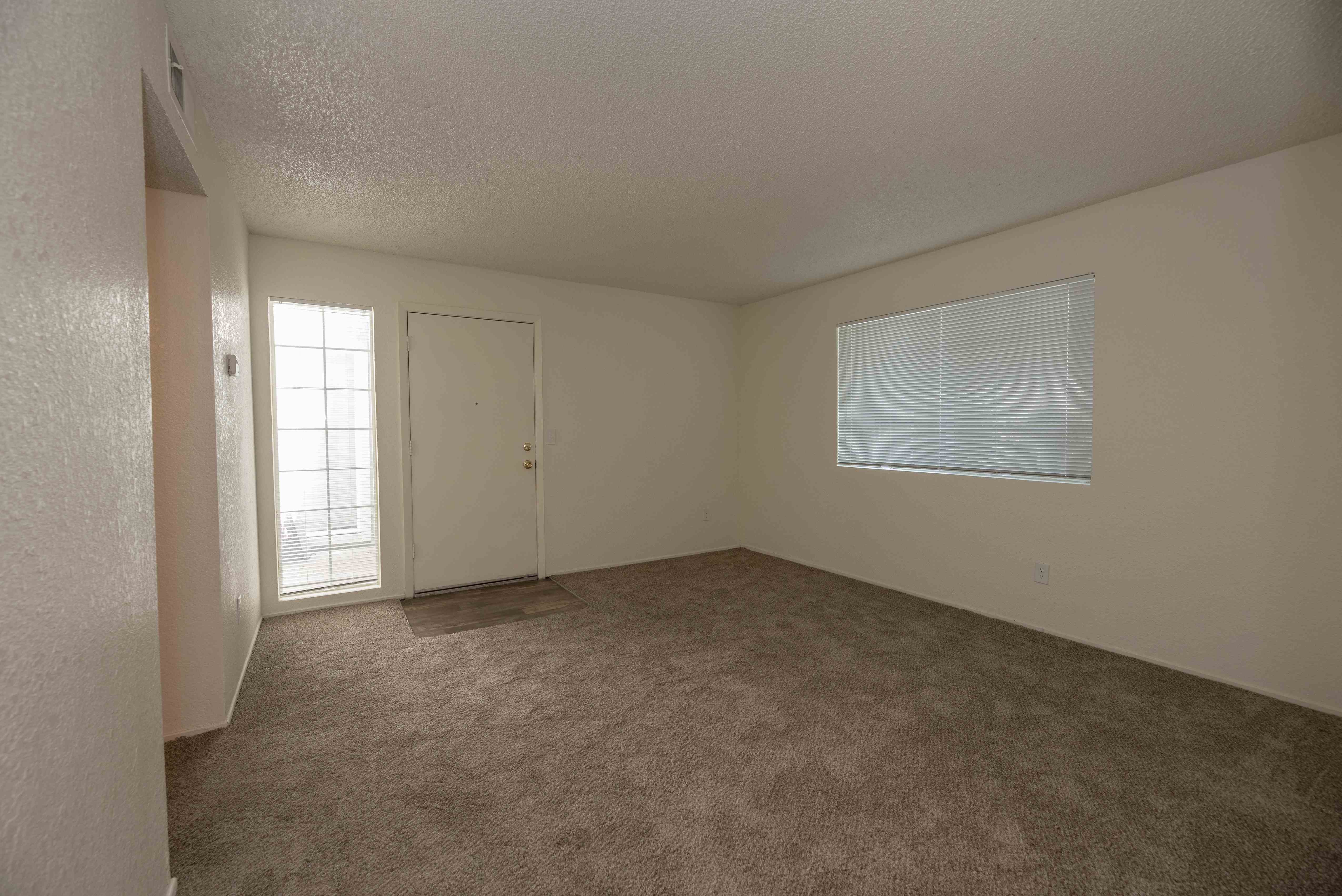 Woodbridge Apartments Image 33