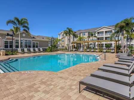 Aura at 4th Image 10