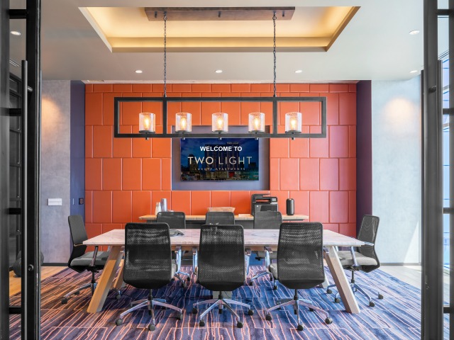 Two Light Luxury Apartments Image 9
