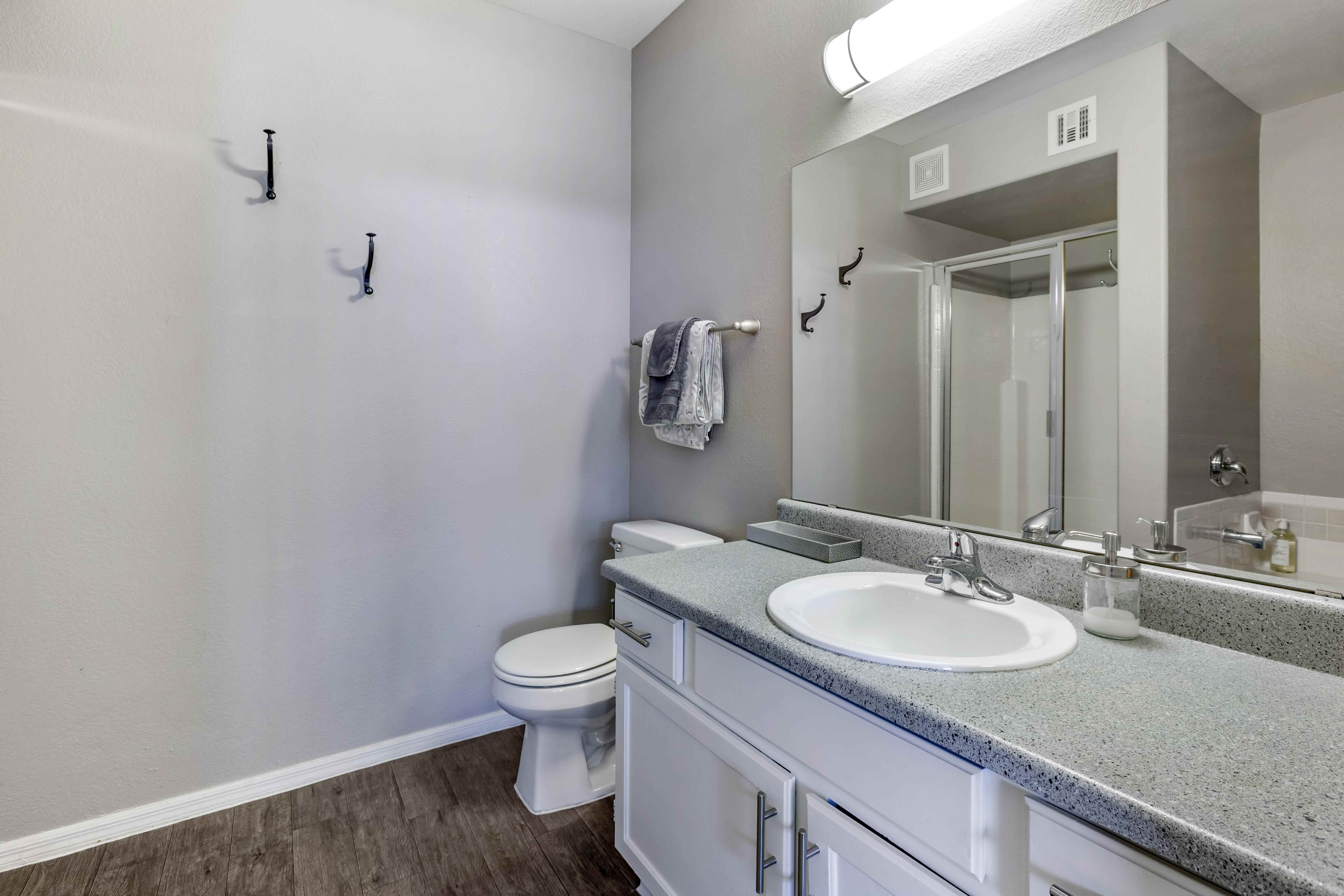 Carlyle Townhomes OLD Image 44