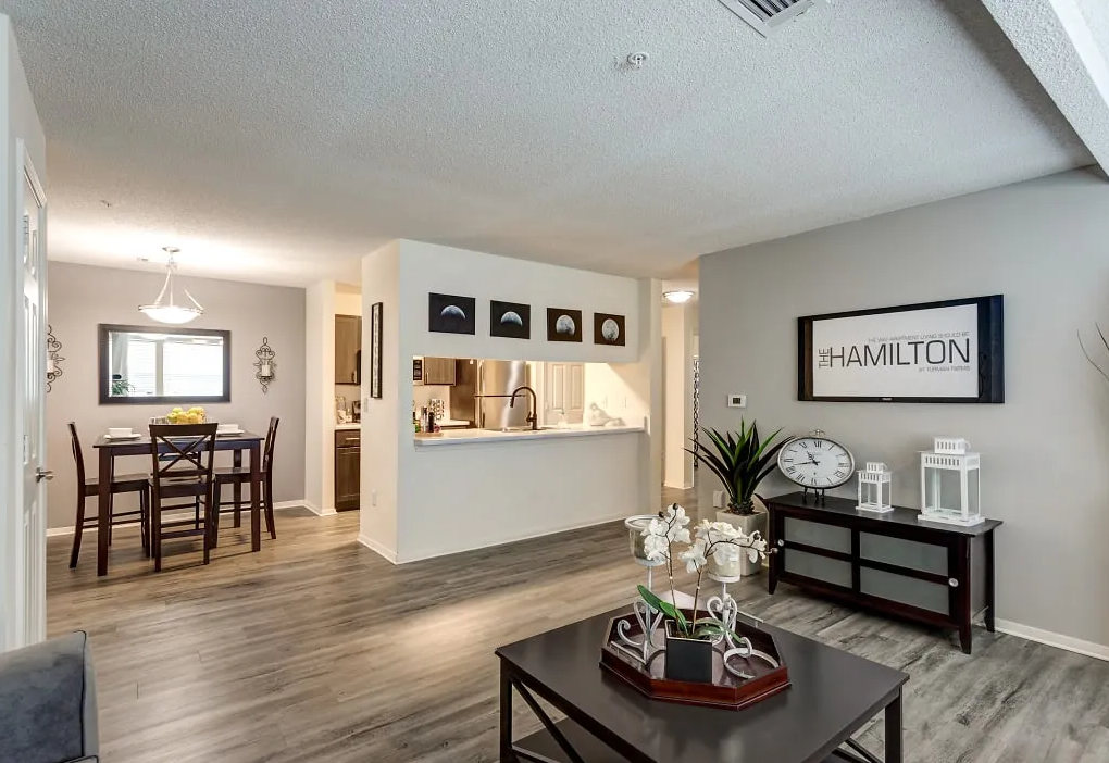 The Hamilton at Turman Farms Apartments Image 12