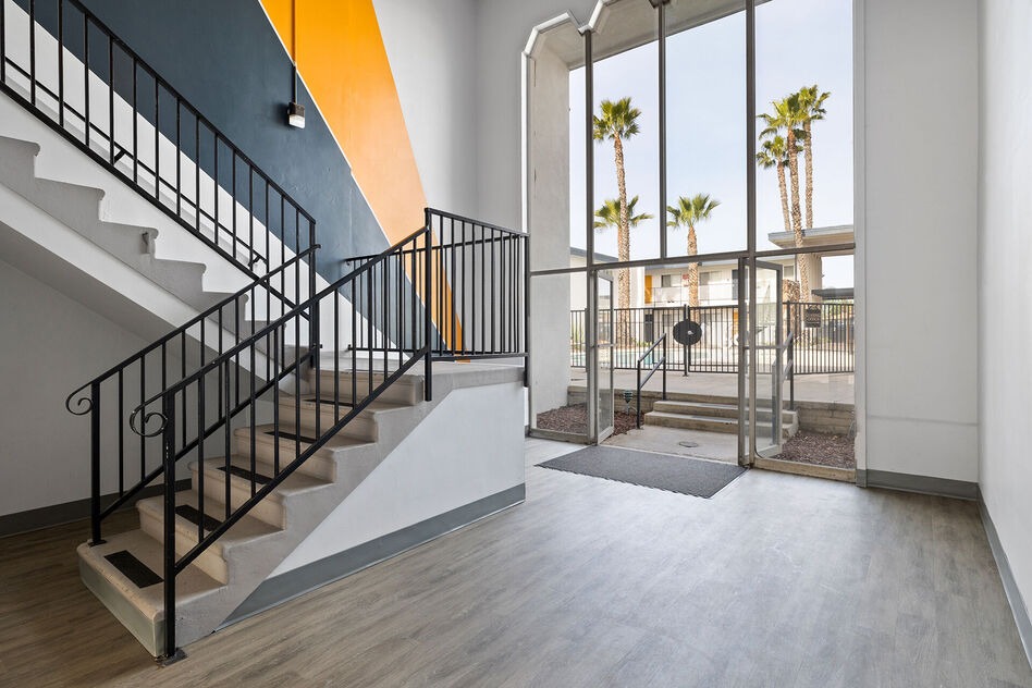 State Apartments Image 3