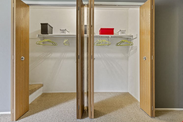 Spacious Bedroom Closets at Franklin River