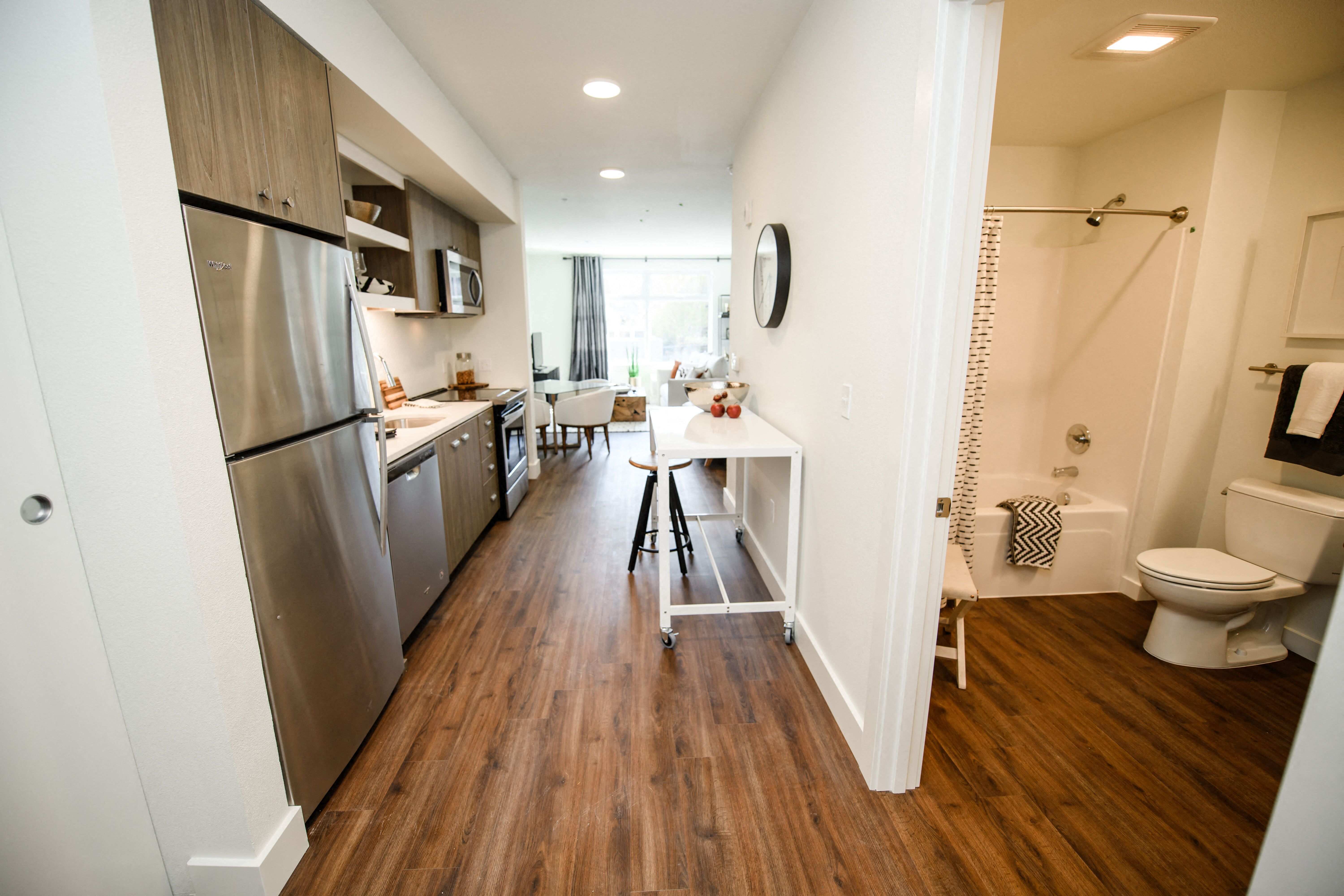 The George Besaw Apartments Bathroom and Kitchen Hall