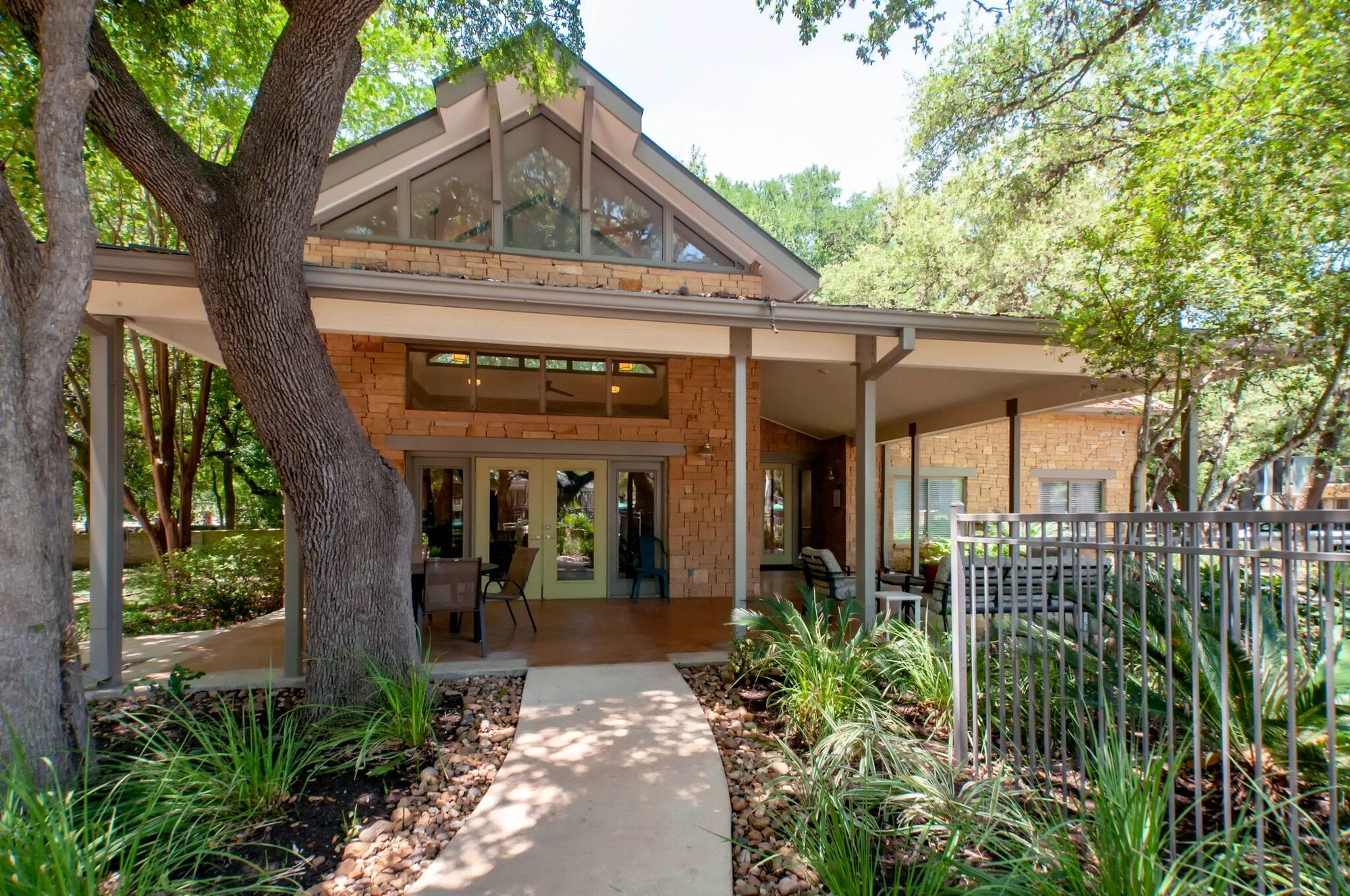 The Niche Apartments Image 19