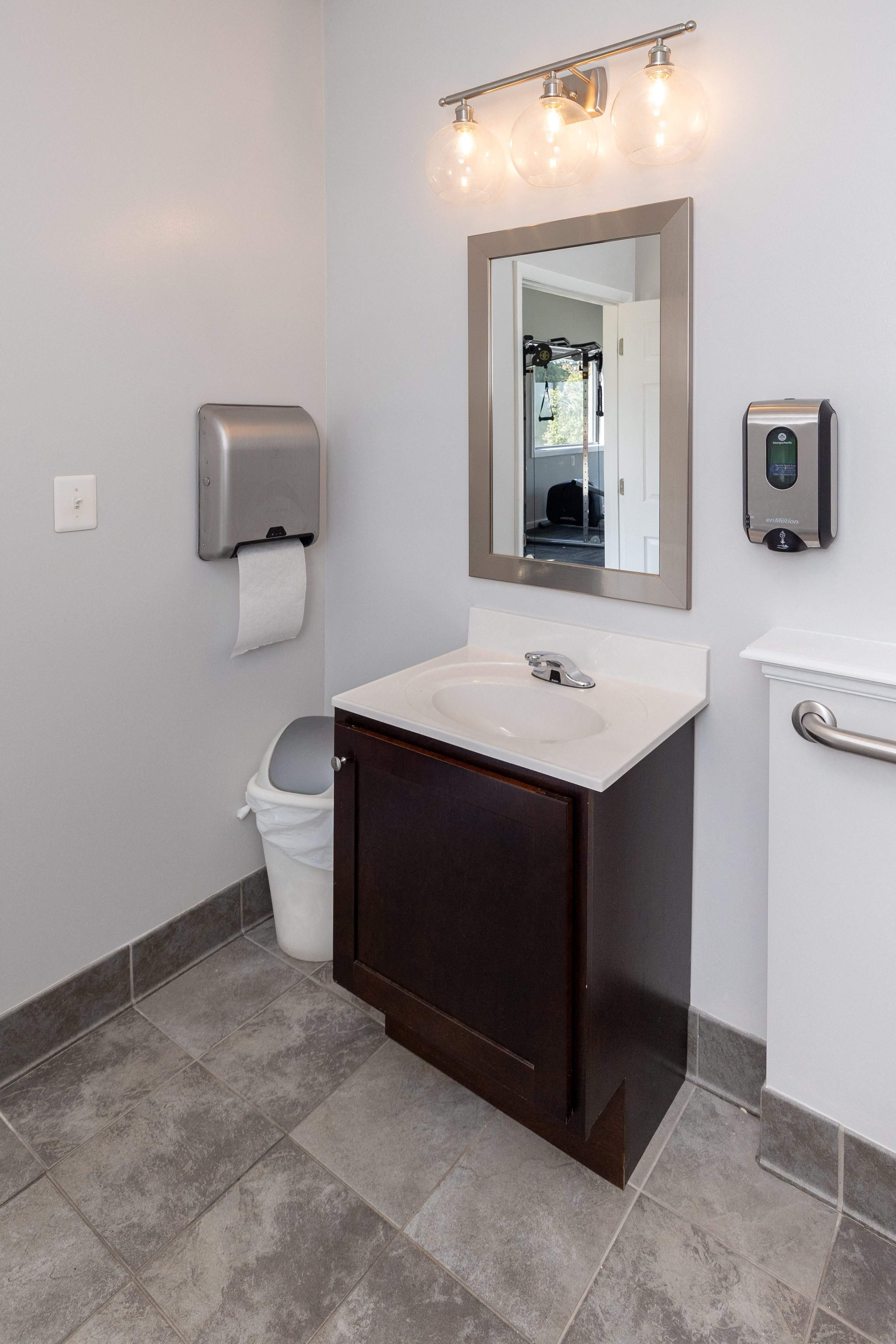 Cromwell Valley Apartments Image 43