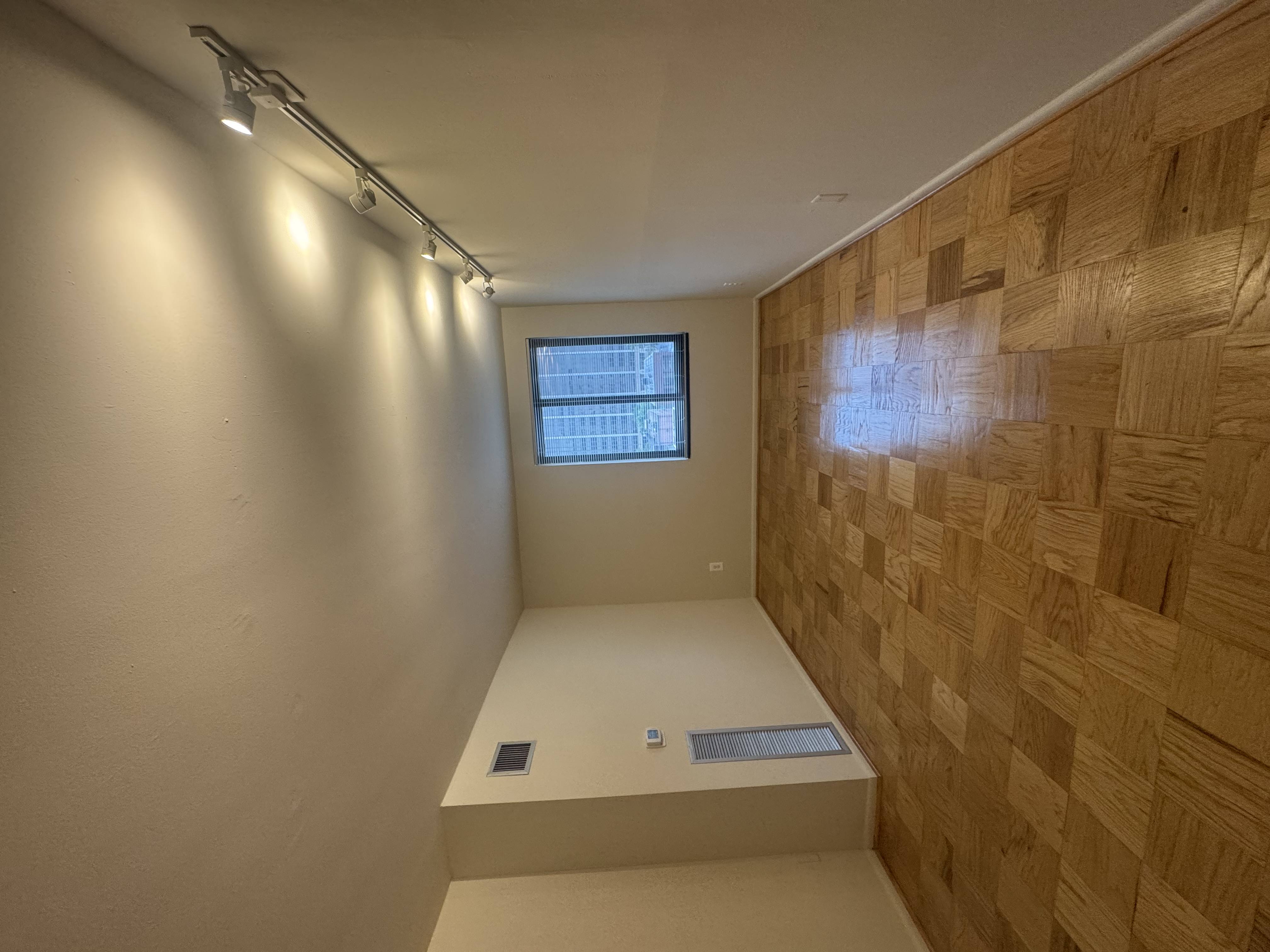 Triangle Towers Image 38