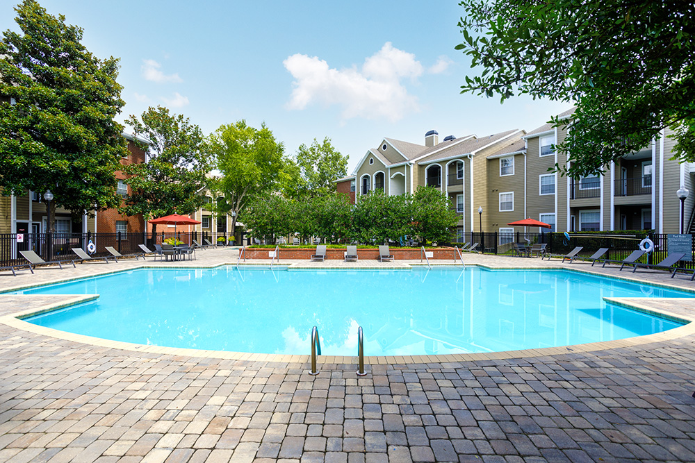 Waterford Crossings Image 1