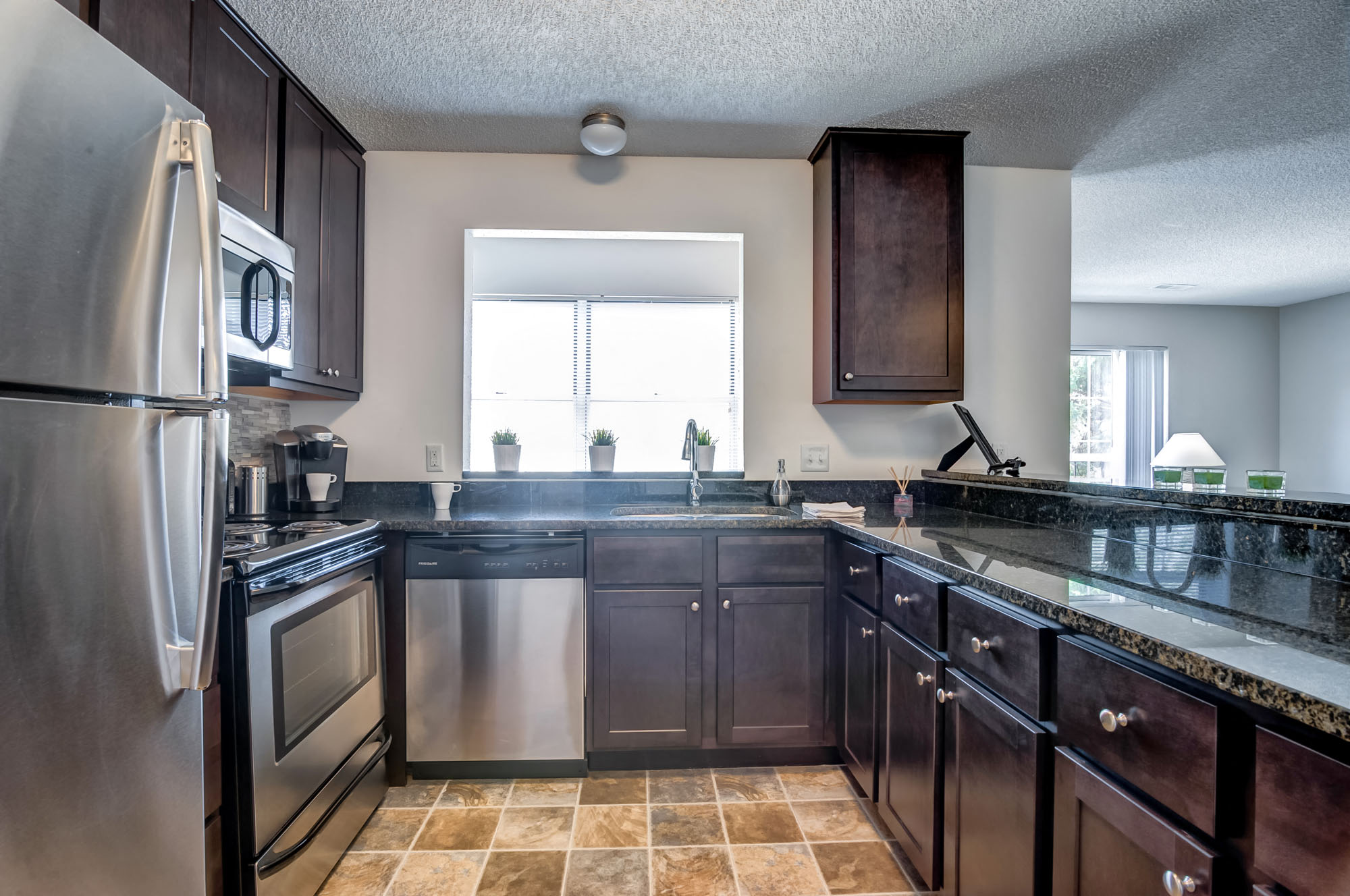 Devonshire Apartments Image 20