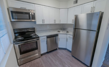 Caln East Apartments Image 7