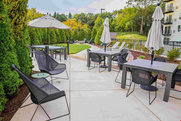 Altitude Residences Image 44