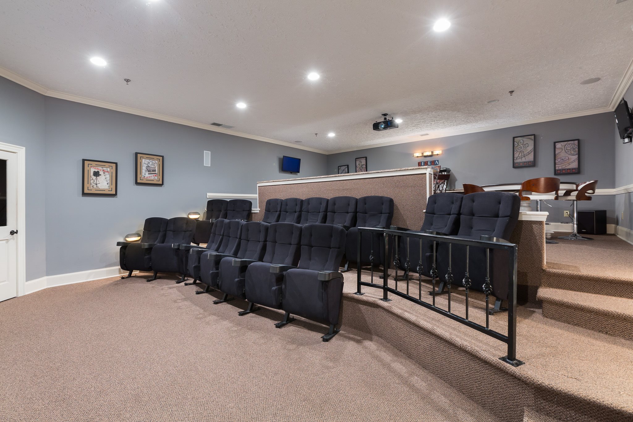 West Park Apartments Image 5