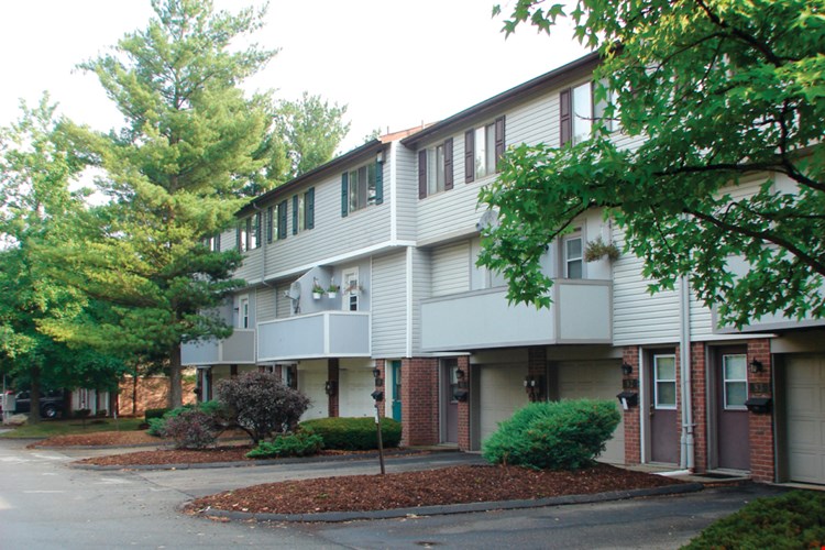 Holiday Park Apartments & Townhomes Image 6