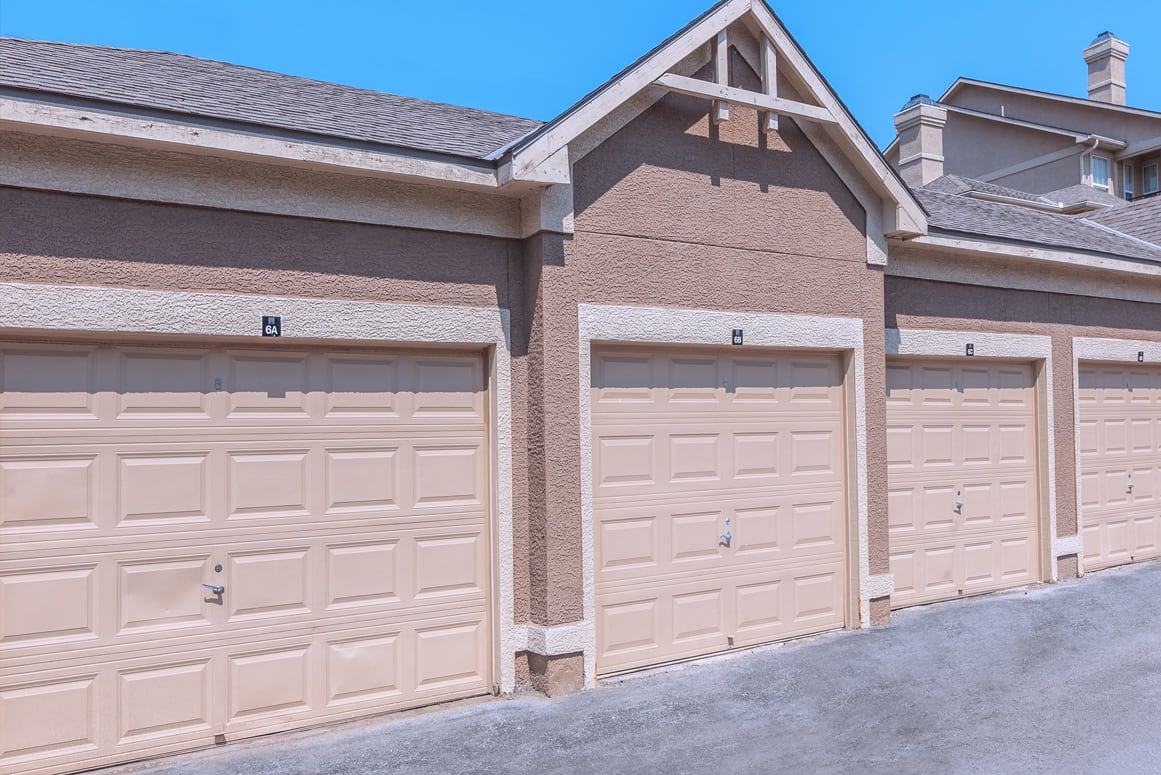 Stonepost at Lakeside Image 6