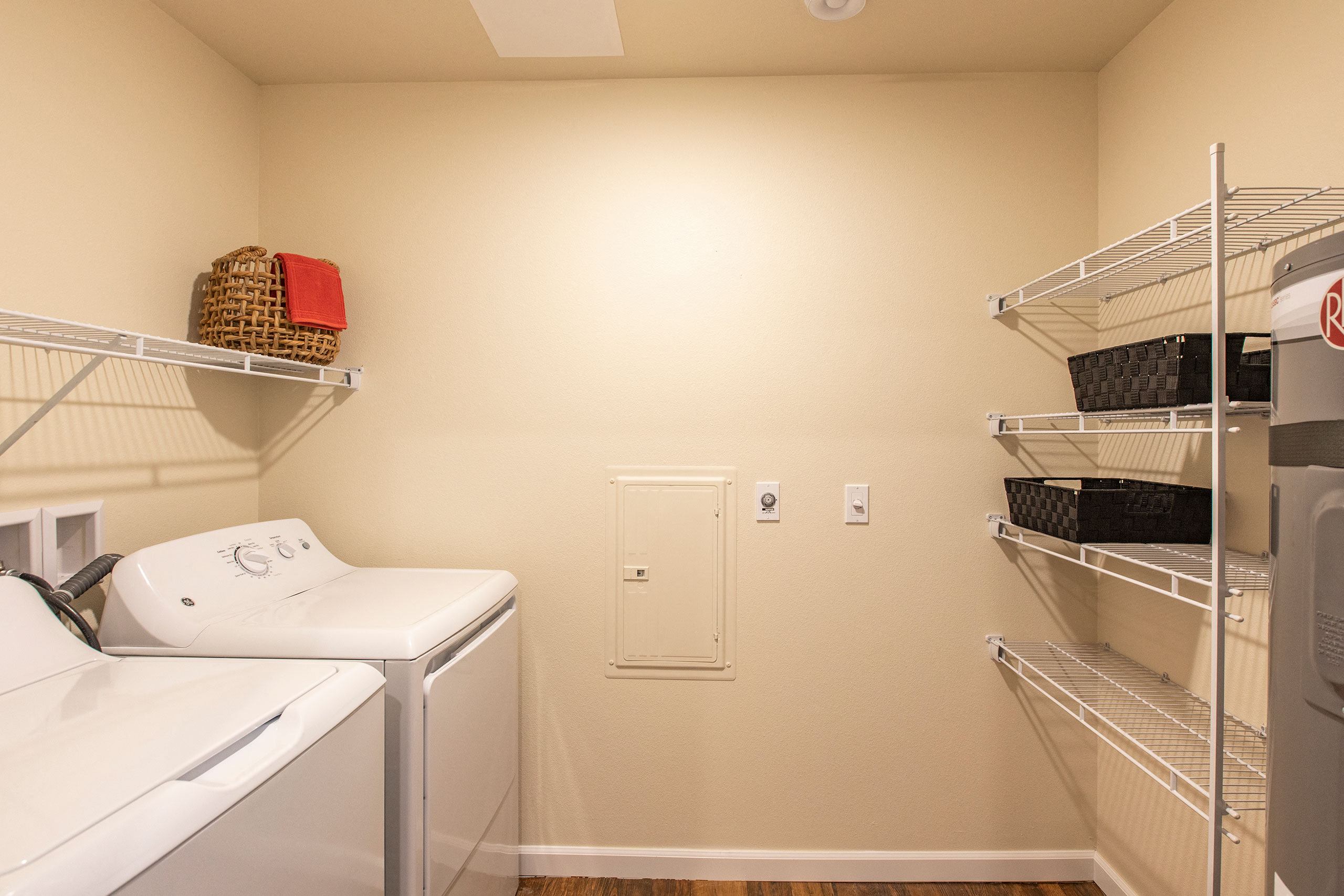 600 Riverside In-Unit Washer and Dryer