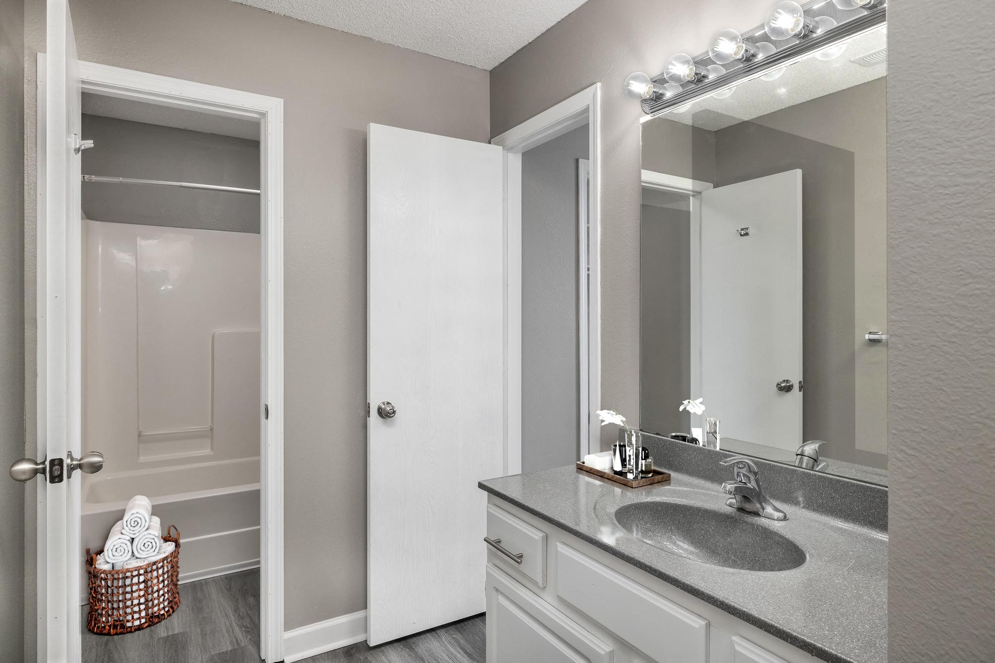Timbercreek East Townhomes Image 19