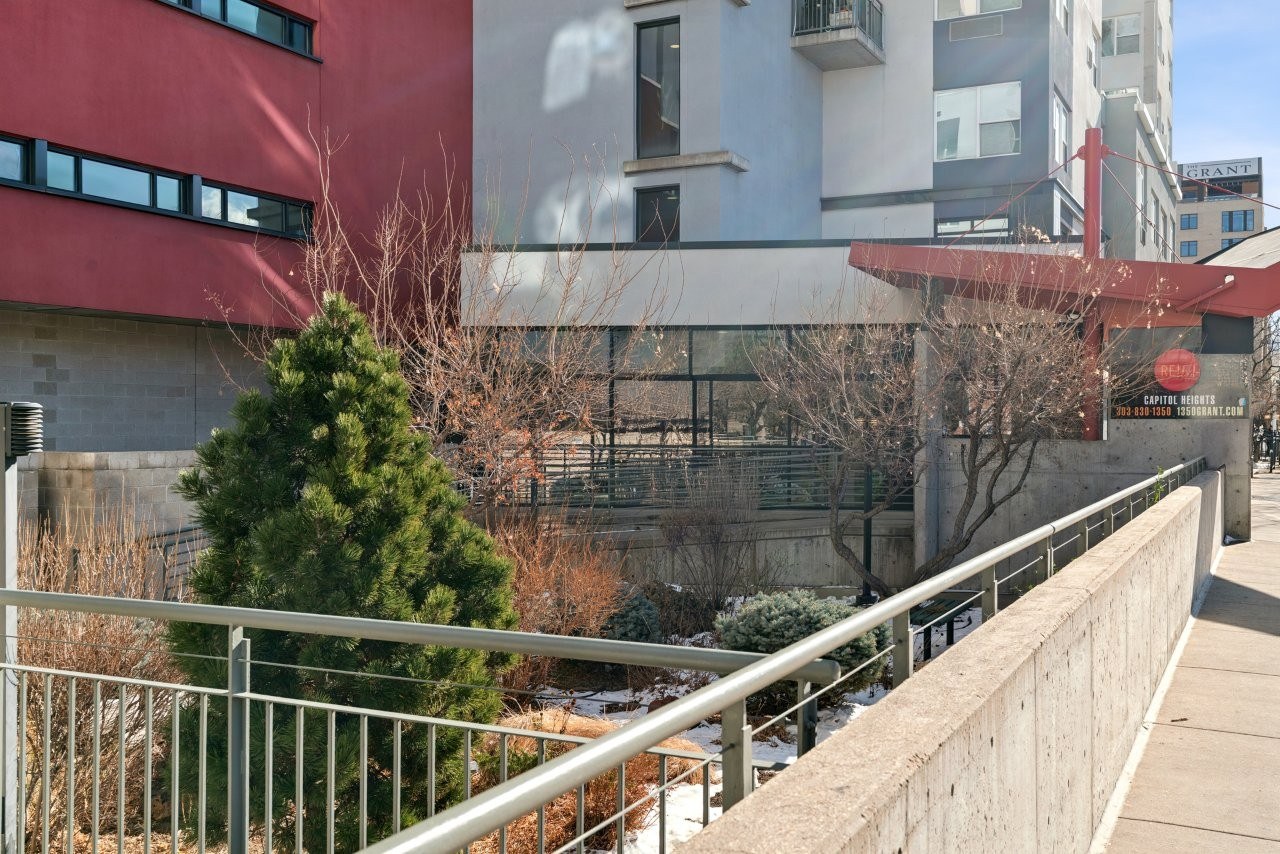 Residences at Capitol Heights Image 6