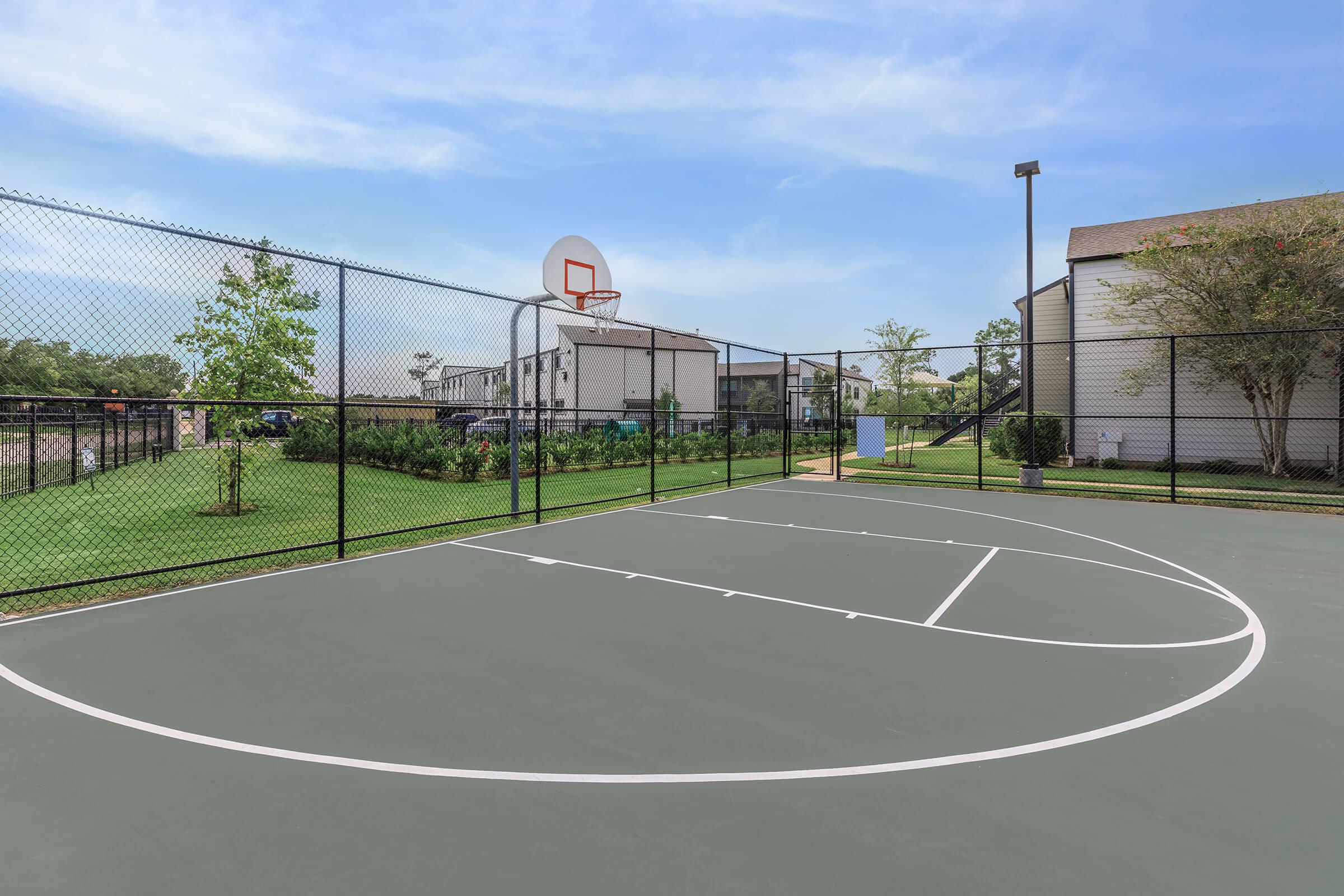 Willow Creek Manor Image 3