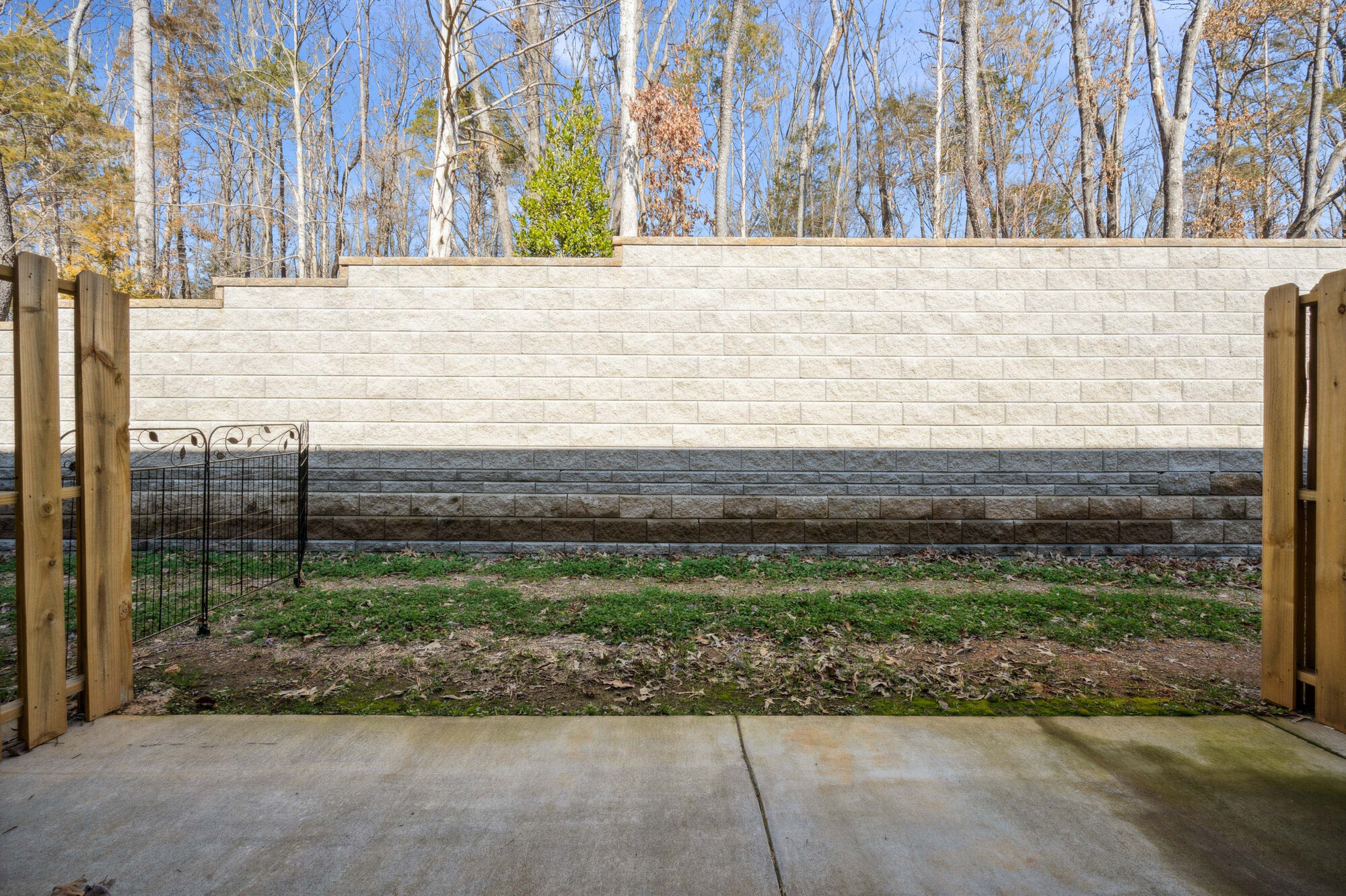 Center Pointe Townhomes Image 39