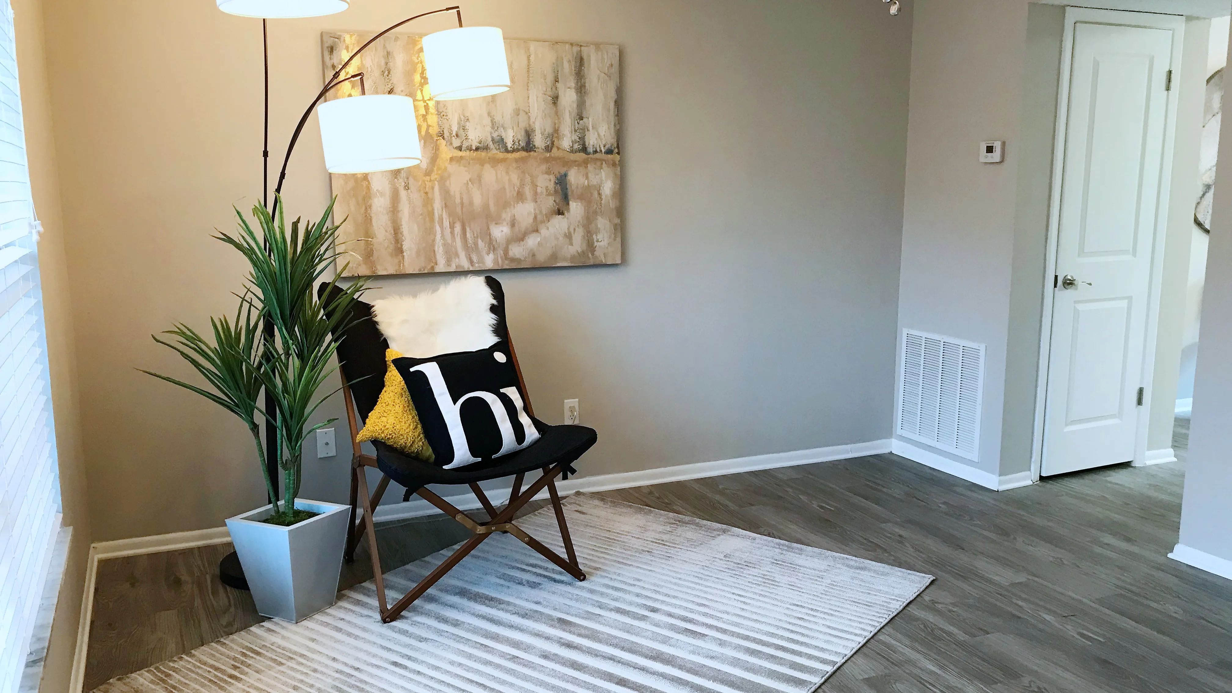 Step into our airy, open living spaces that capture the perfect blend of elegance and comfort. Make it your own and create lasting memories. 