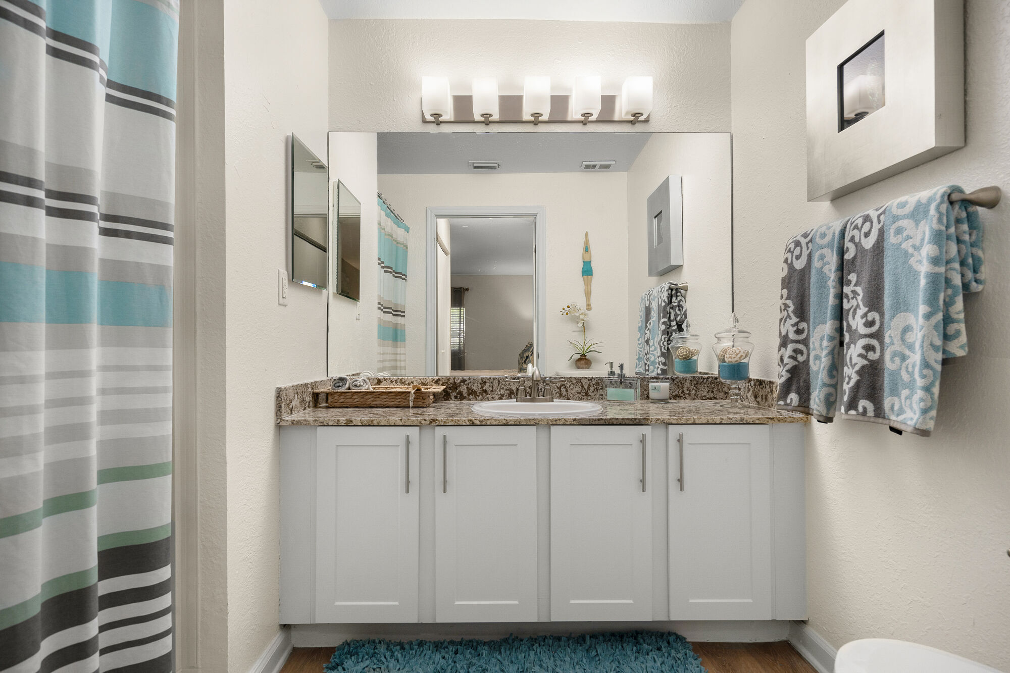 Emerald Palms Apartment Image 15