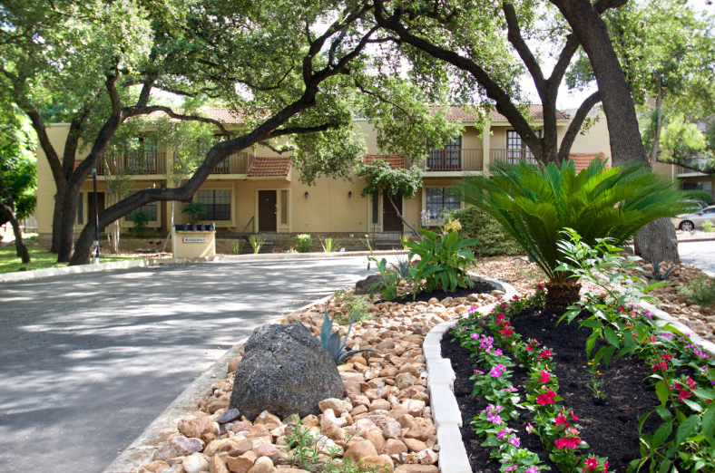 Villas of Oak Creste Image 3