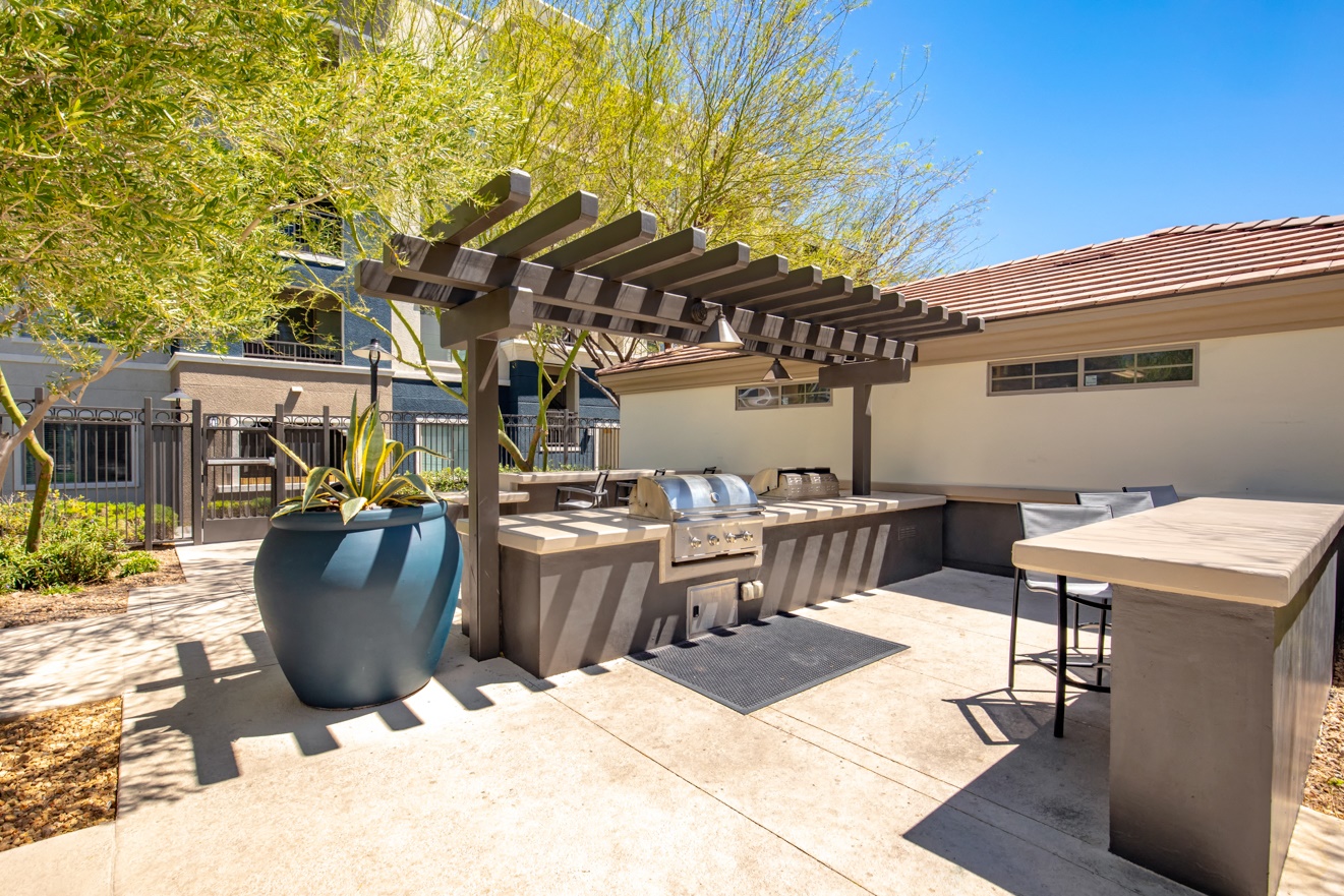 Mountain Gate Image 34