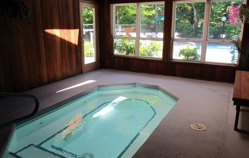 Emerald Pointe Apartments Image 4